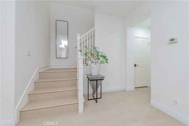 83 Twin Gables, Irvine, CA 92620