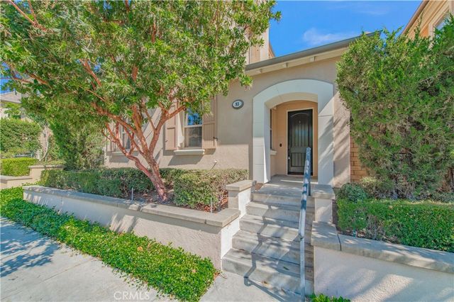 83 Twin Gables, Irvine, CA 92620