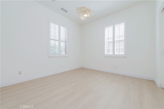 83 Twin Gables, Irvine, CA 92620