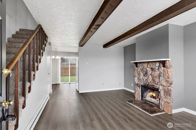 211 Maple Street, Lynden, WA 98264