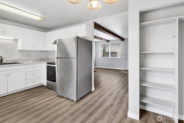 211 Maple Street, Lynden, WA 98264