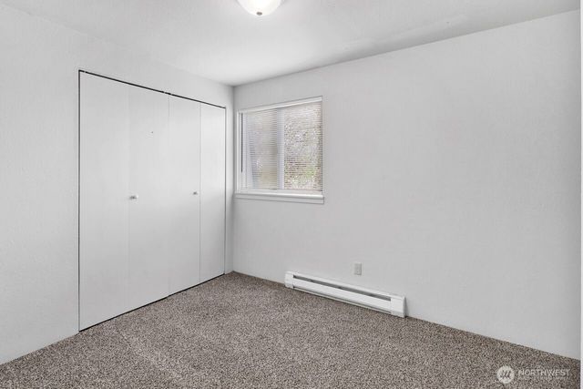 211 Maple Street, Lynden, WA 98264