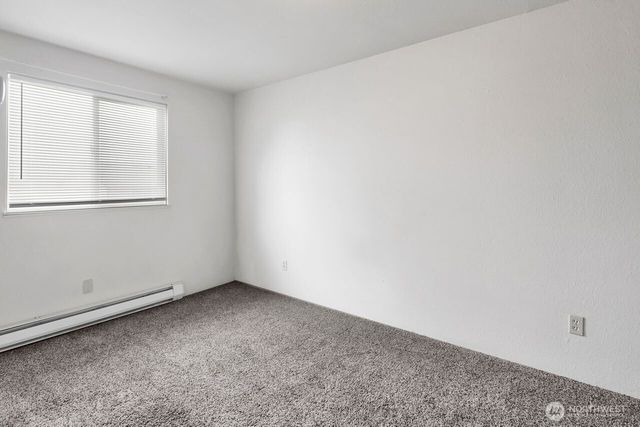 211 Maple Street, Lynden, WA 98264