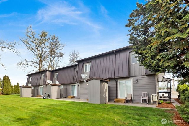 211 Maple Street, Lynden, WA 98264