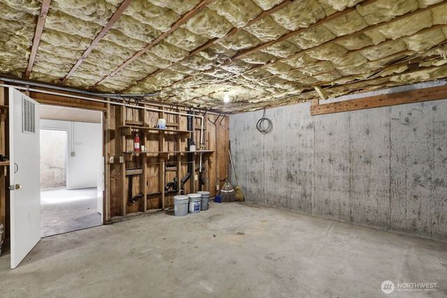 211 Maple Street, Lynden, WA 98264