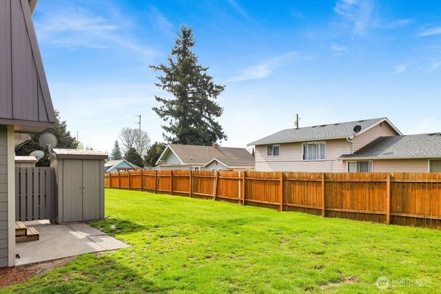 211 Maple Street, Lynden, WA 98264