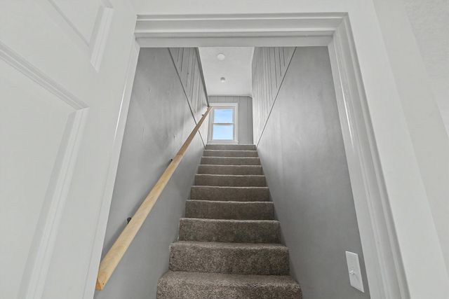 5544 Dupont Avenue N, Brooklyn Center, MN 55430