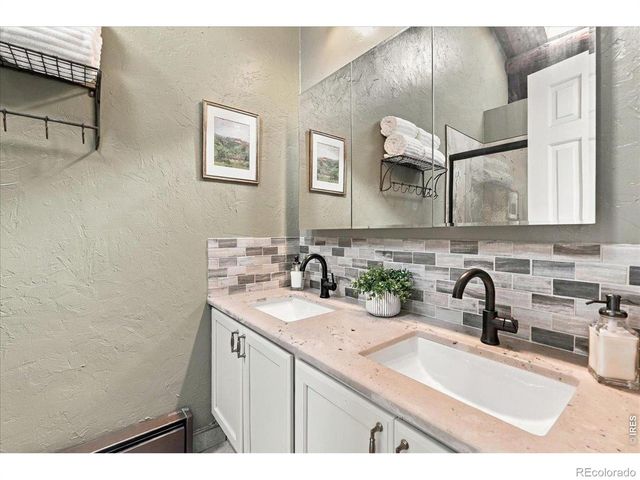 2809 Lake Hollow Road, Berthoud, CO 80513