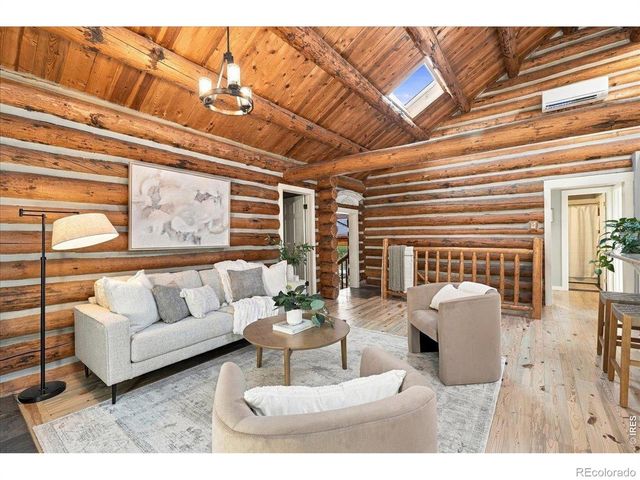 2809 Lake Hollow Road, Berthoud, CO 80513