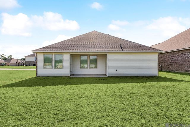 15915 Olive Grove Dr, Zachary, LA 70791