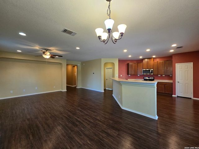 1492 Jordan Crossing, New Braunfels, TX 78130