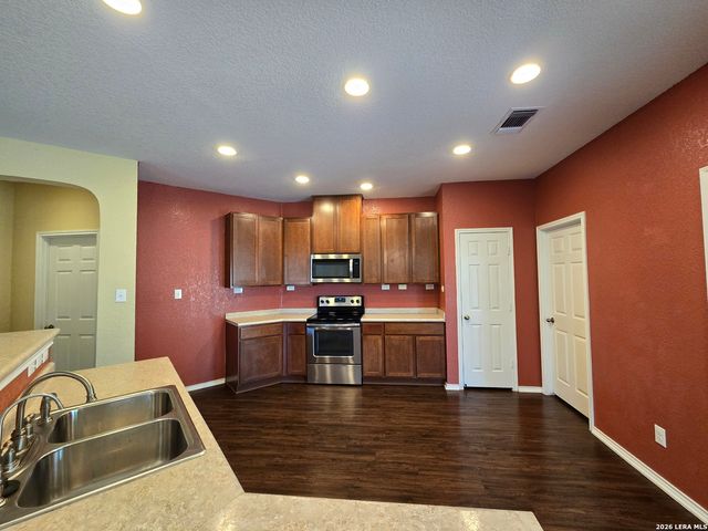 1492 Jordan Crossing, New Braunfels, TX 78130