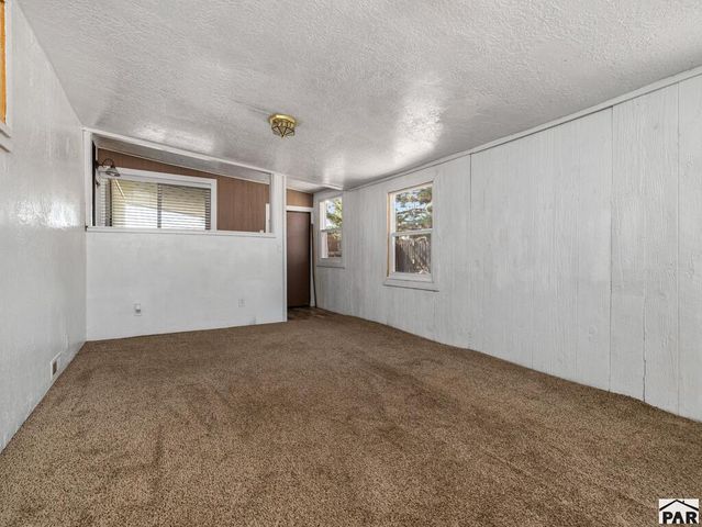 387 E Stewart Dr, Pueblo West, CO 81007