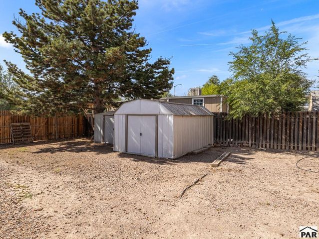 387 E Stewart Dr, Pueblo West, CO 81007