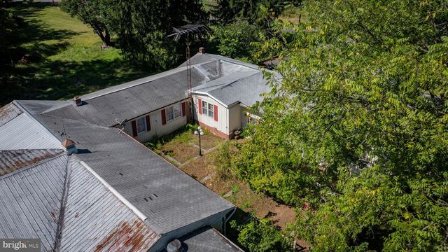 2148 DELMAR ORCHARD RD, Martinsburg, WV 25403