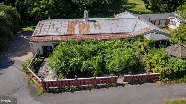 2148 DELMAR ORCHARD RD, Martinsburg, WV 25403