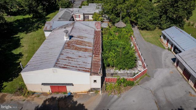 2148 DELMAR ORCHARD RD, Martinsburg, WV 25403