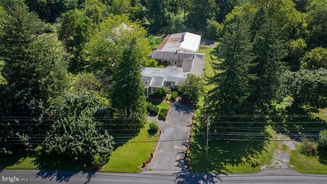 2148 DELMAR ORCHARD RD, Martinsburg, WV 25403