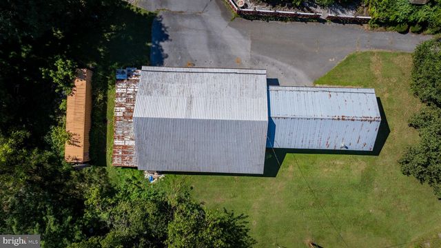 2148 DELMAR ORCHARD RD, Martinsburg, WV 25403