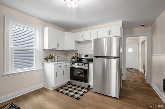 42 Hennepin Street, Buffalo, NY 14206