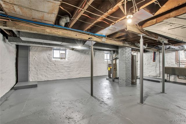 42 Hennepin Street, Buffalo, NY 14206