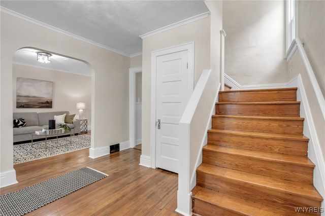 42 Hennepin Street, Buffalo, NY 14206