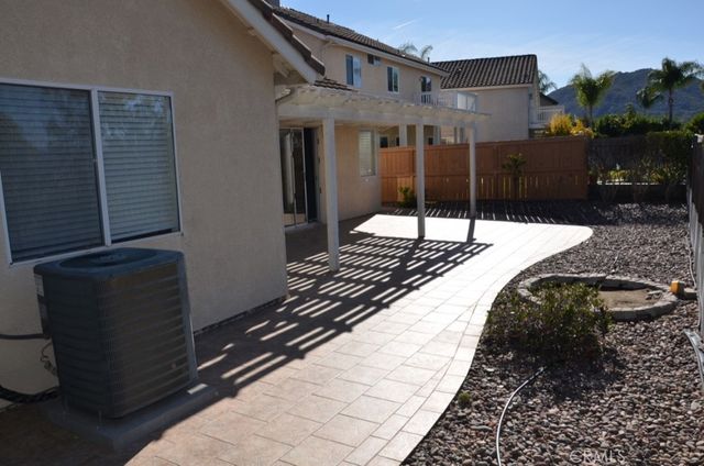 45311 Callesito Ordenes, Temecula, CA 92592