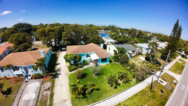 332 S Swinton Avenue S, Delray Beach, FL 33444