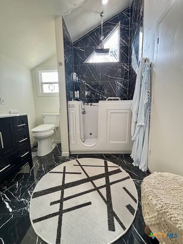 1008 Pleasant Street, Gatesville, TX 76528