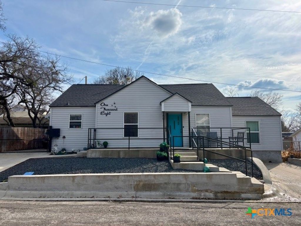 1008 Pleasant Street, Gatesville, TX 76528