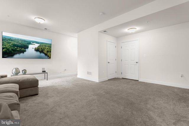3 GREENSBOROUGH RD, Reisterstown, MD 21136