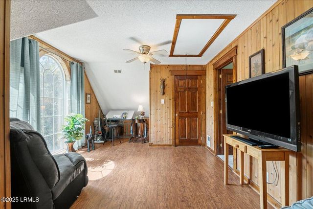 168 Walker Road, Early Branch, SC 29916