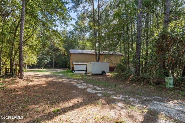 168 Walker Road, Early Branch, SC 29916