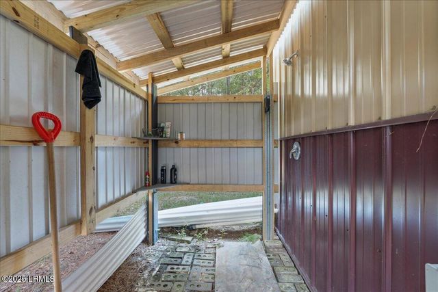 168 Walker Road, Early Branch, SC 29916