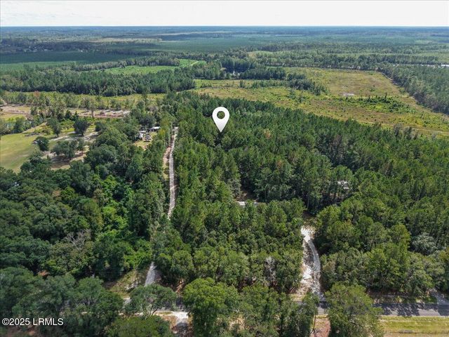 168 Walker Road, Early Branch, SC 29916
