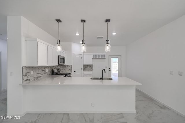 12153 Sanna Drive, El Paso, TX 79934