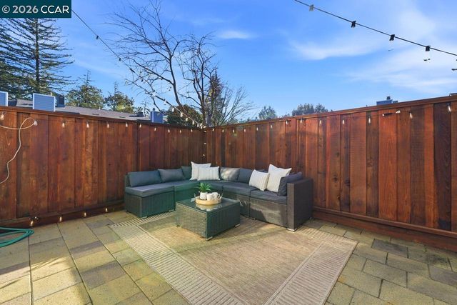 242 Ashley Cir, Danville, CA 94526