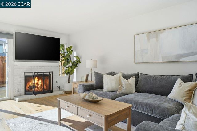 242 Ashley Cir, Danville, CA 94526