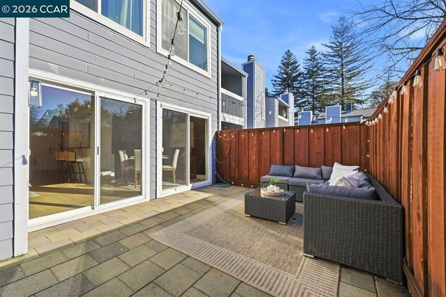 242 Ashley Cir, Danville, CA 94526