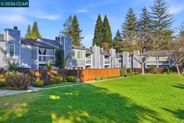 242 Ashley Cir, Danville, CA 94526