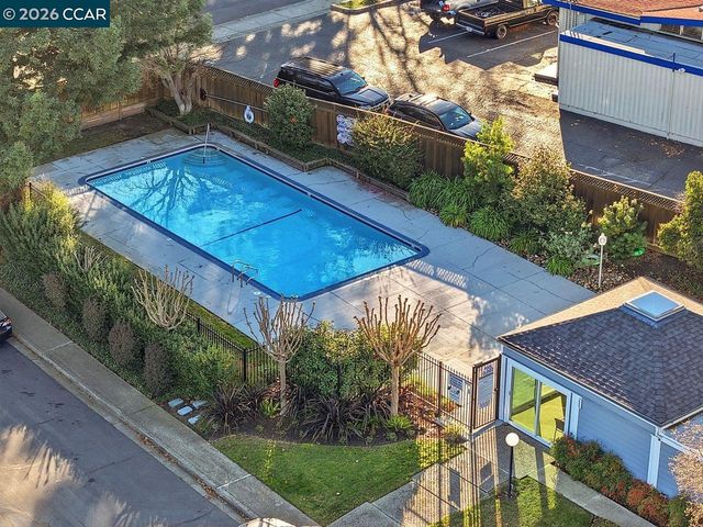 242 Ashley Cir, Danville, CA 94526