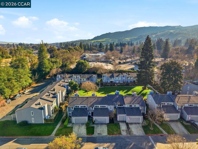 242 Ashley Cir, Danville, CA 94526