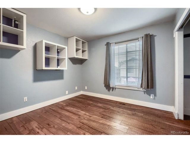 3043 White Oak St, Littleton, CO 80129