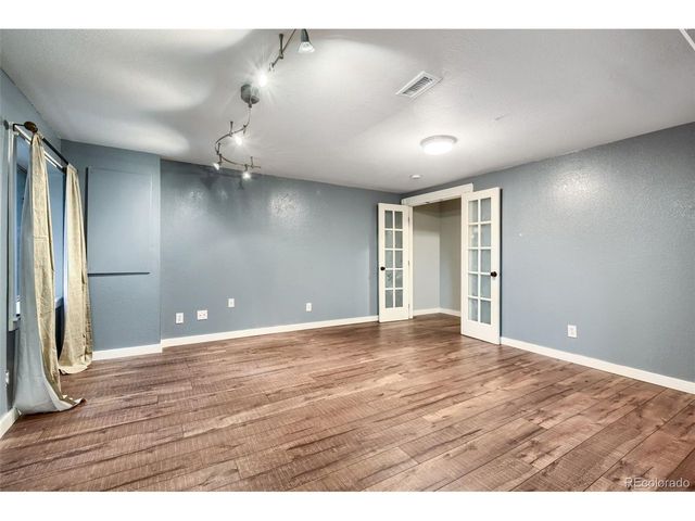 3043 White Oak St, Littleton, CO 80129