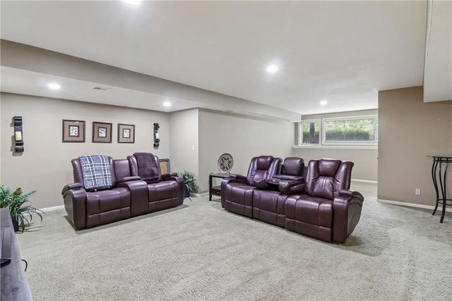 14500 Perry Street, Overland Park, KS 66221