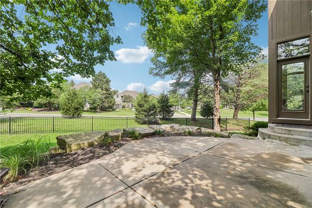 14500 Perry Street, Overland Park, KS 66221