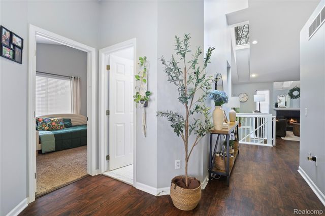 3309 Hilltop Drive, Holly Village, MI 48442