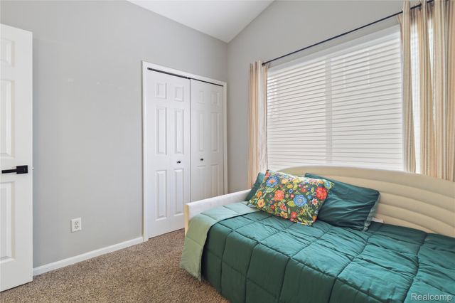 3309 Hilltop Drive, Holly Village, MI 48442