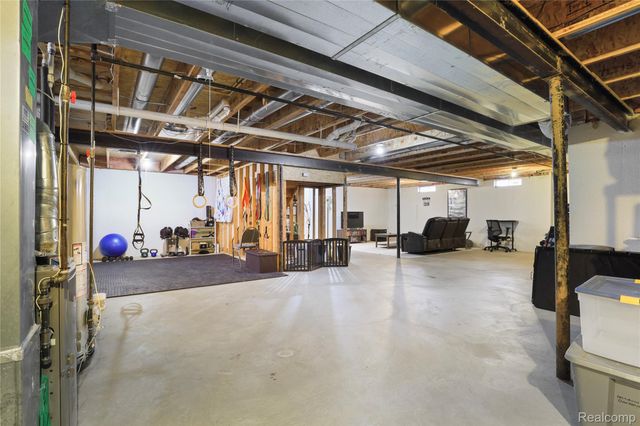 3309 Hilltop Drive, Holly Village, MI 48442