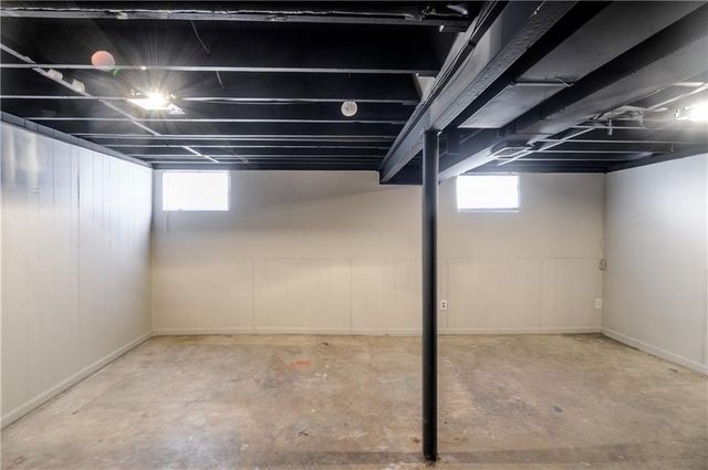 15300 E 36th Terrace S, Independence, MO 64055